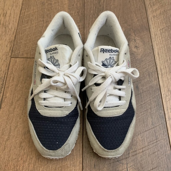 reebok classics - Picture 2 of 4